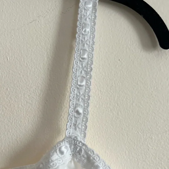 Bitten by Sarah Jessica Parker Ivory Buttoned Nightgown - Picture 2 of 6